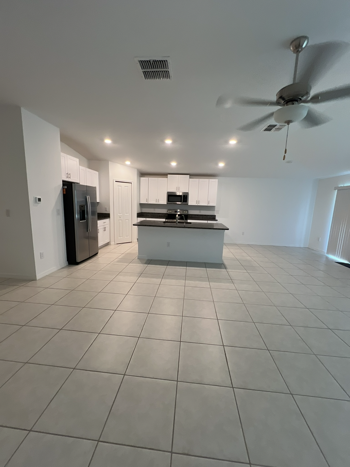 11723 Lavender Loop - Photo 6 of 11