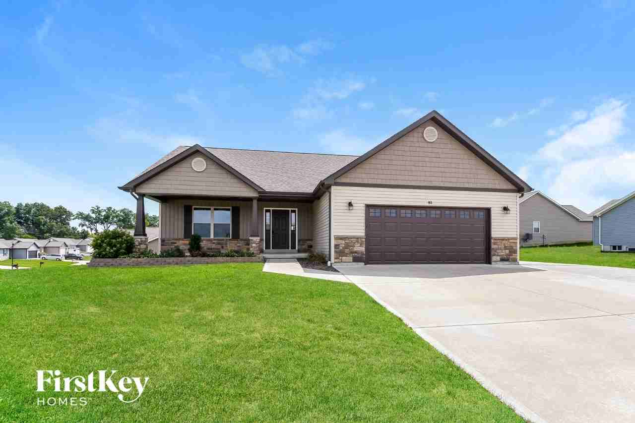 103 Hampton Dr - Photo 2 of 15