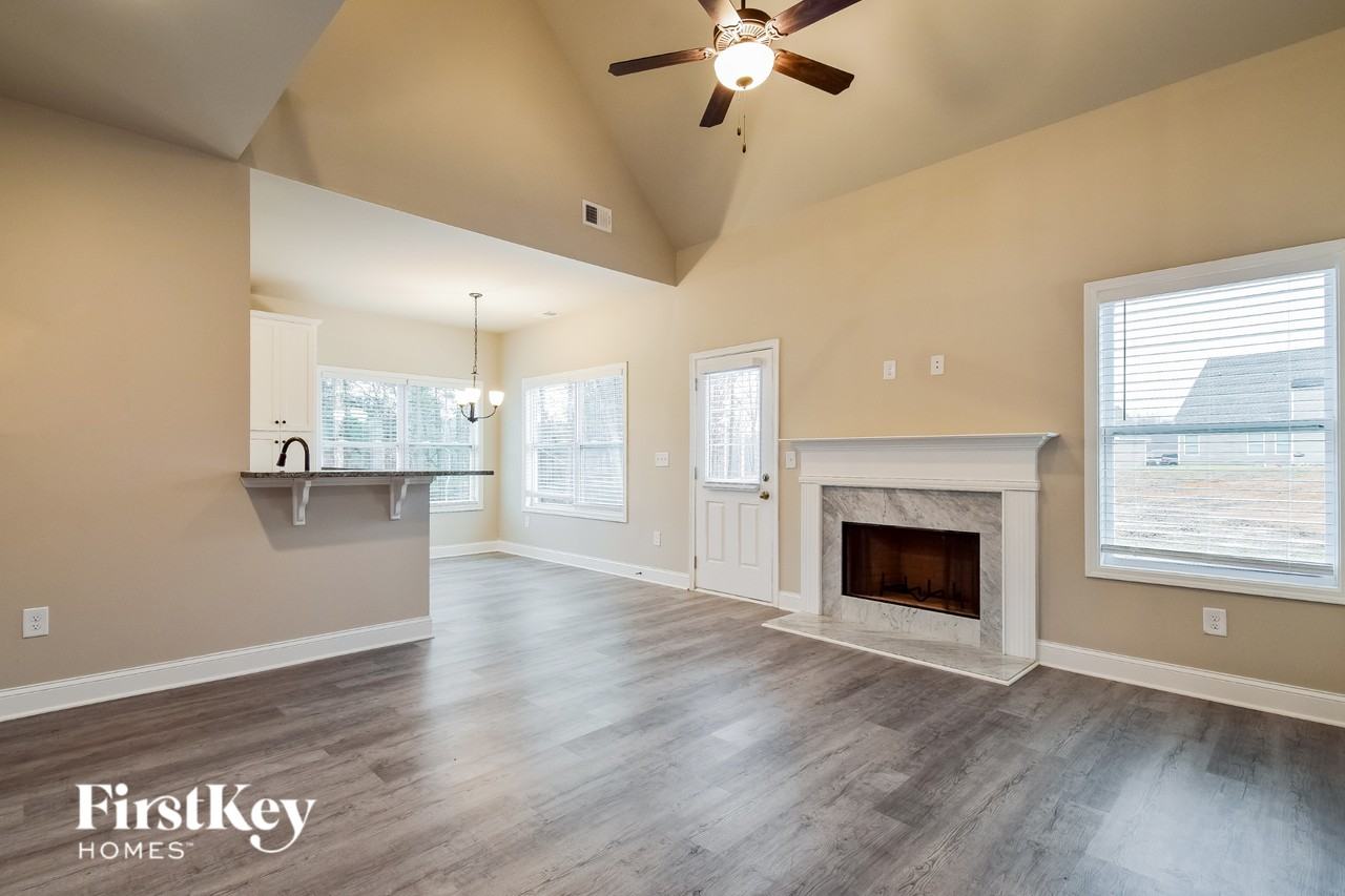 341 Cranbrooke Dr - Photo 3 of 15