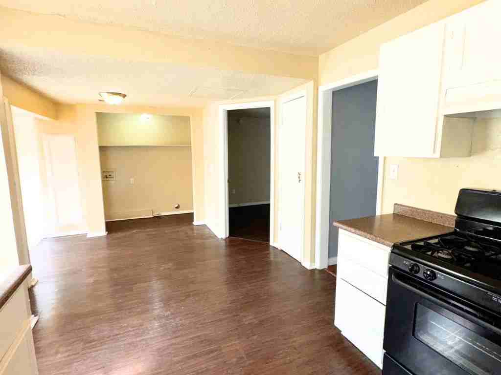 4108 Se 25th St - Photo 5 of 16