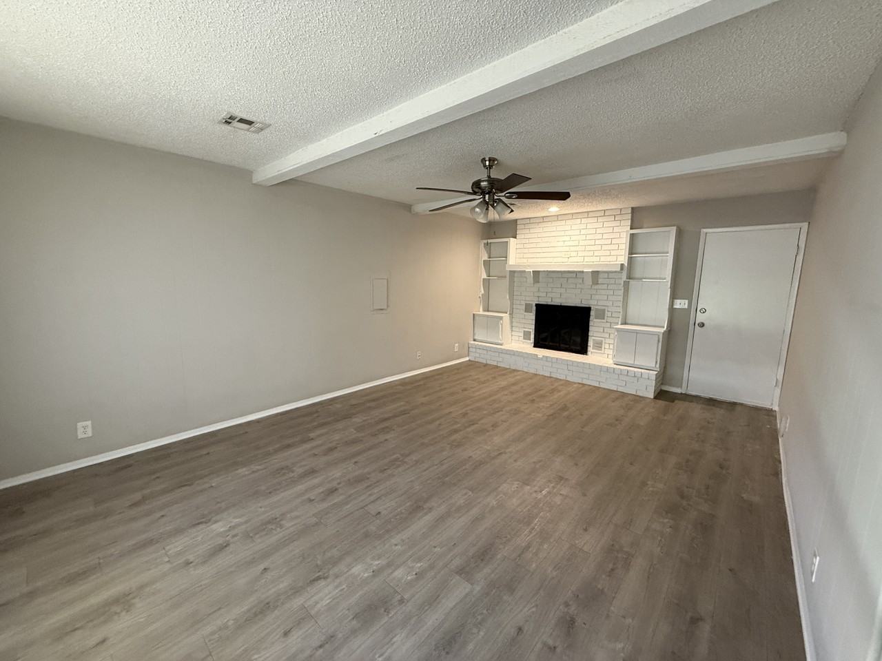 15561 S 292nd East Ave - Photo 4 of 19