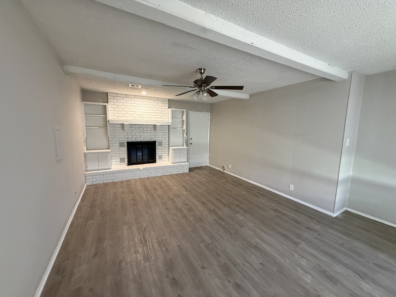 15561 S 292nd East Ave - Photo 5 of 19