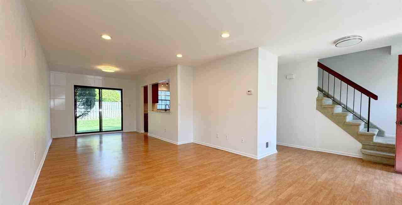 2904 Stonehedge Rd - Photo 3 of 15