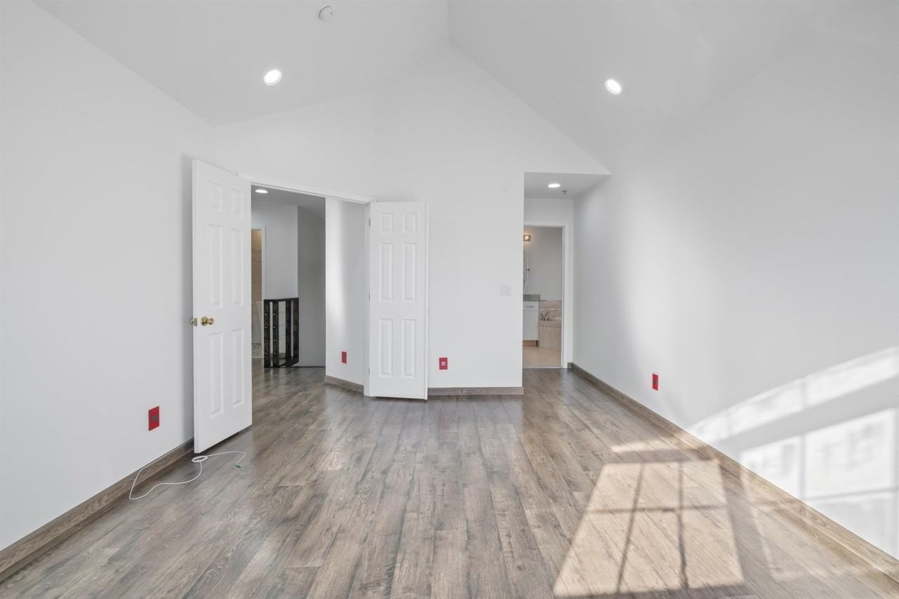 11 Bayside Dr - Photo 7 of 22