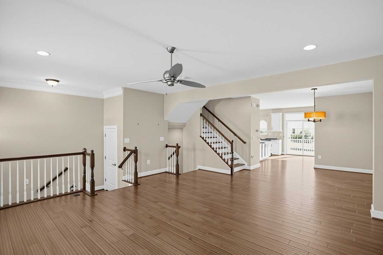 16609 Danridge Manor Dr - Photo 4 of 23