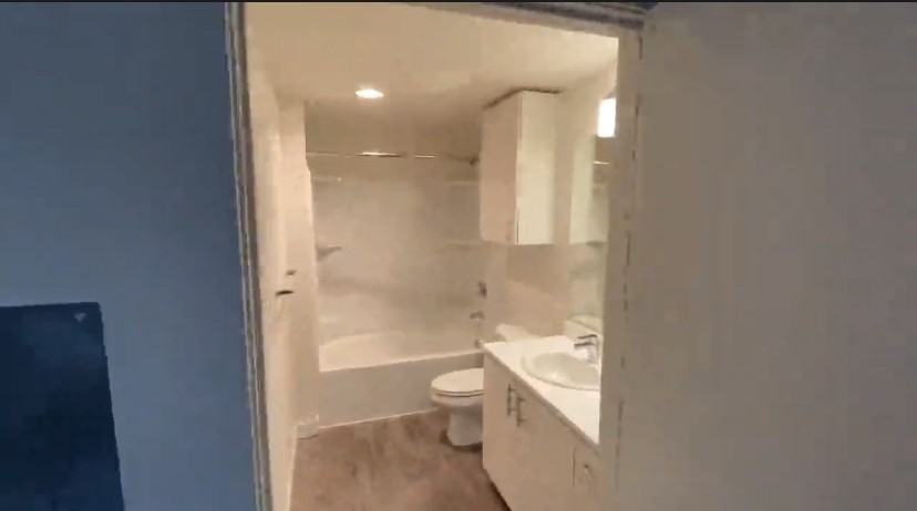 1258 E 56th St - Photo 7 of 8