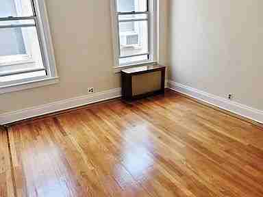 2829 47th St - Photo 7 of 11
