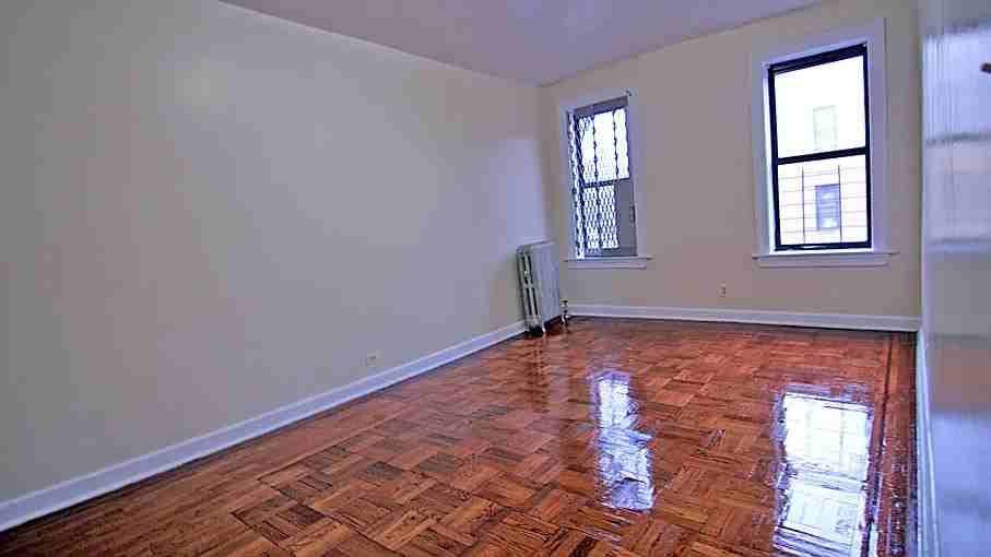 2305 Grand Ave - Photo 3 of 6