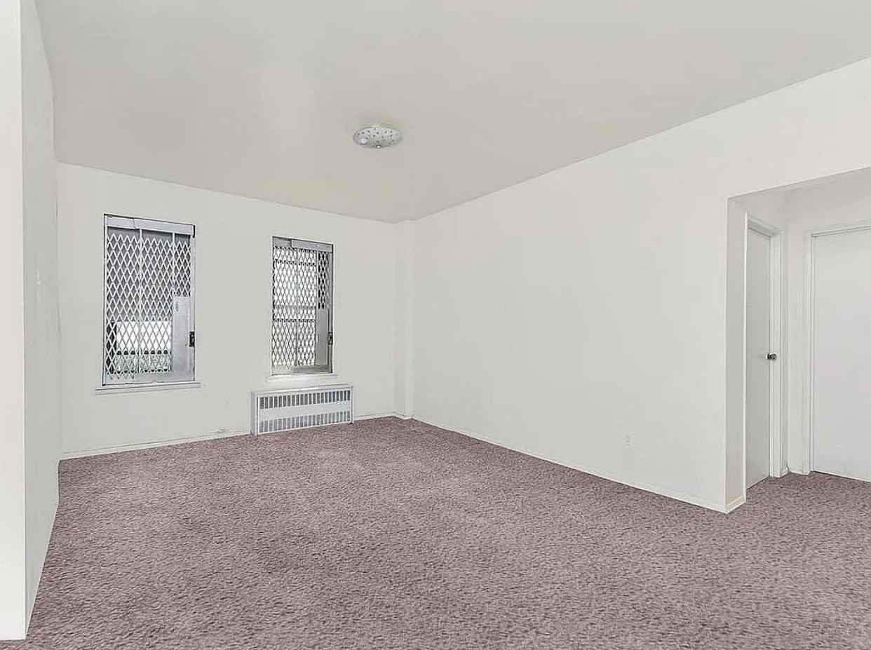 145 Morningside Ave #3C - Photo 4 of 6
