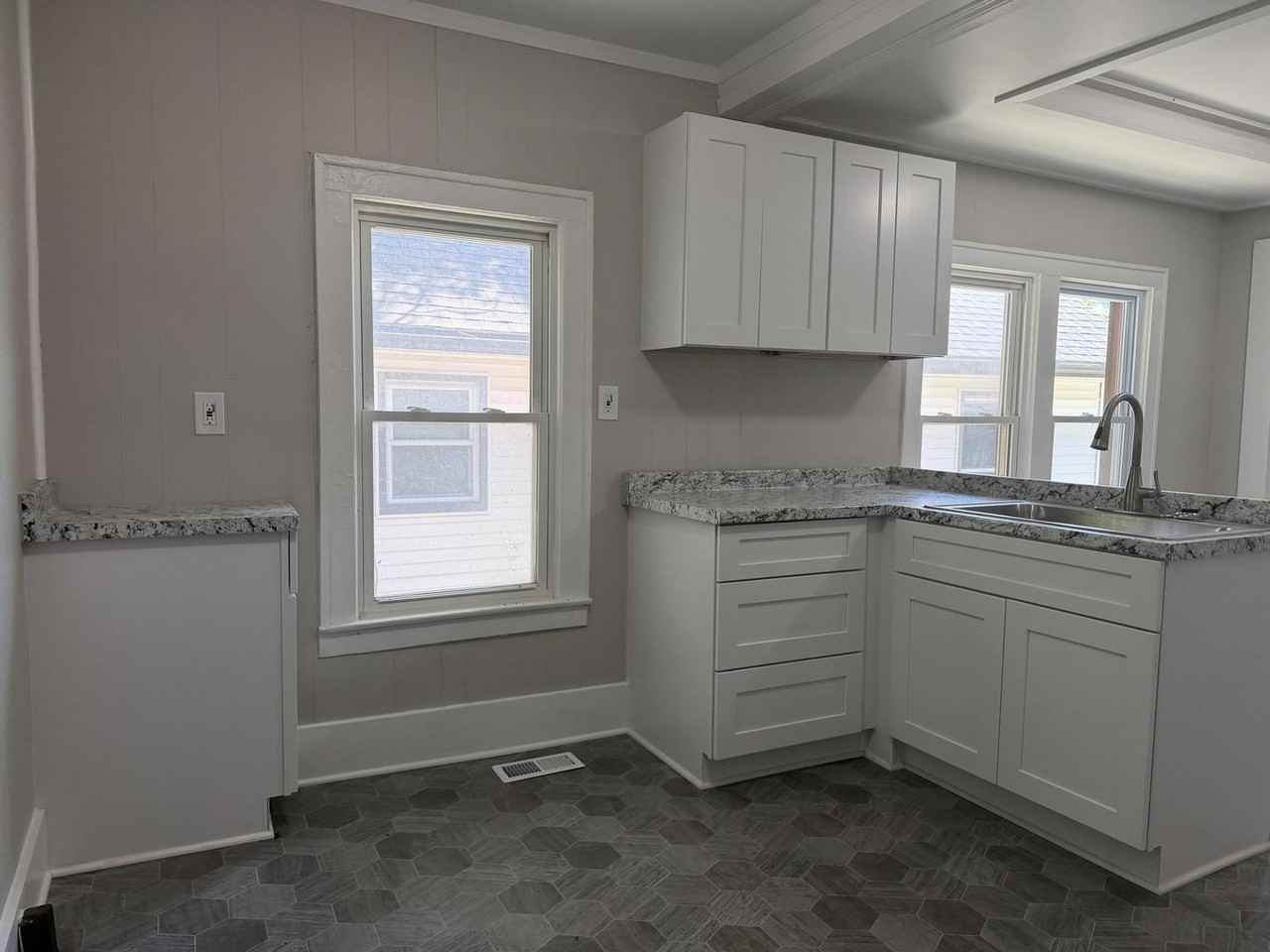 385 Central Ave - Photo 5 of 16