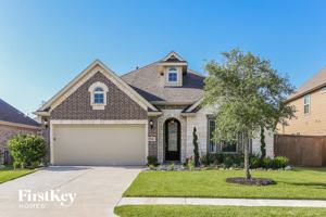 featured image of 7706 Windhill Dr