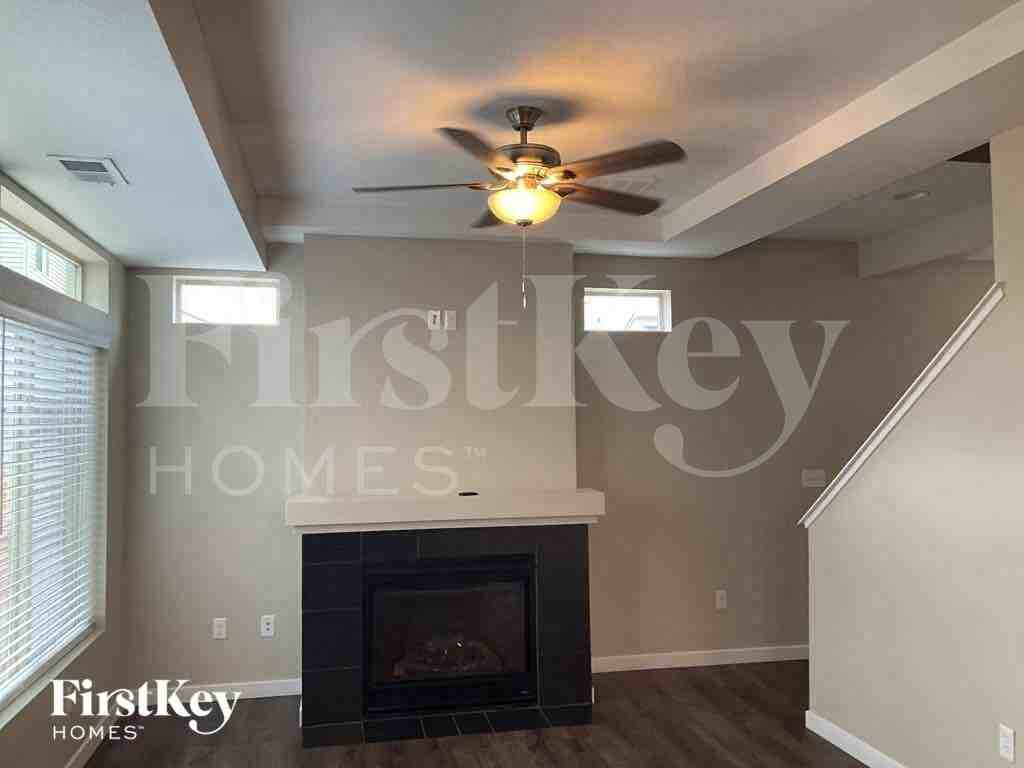 4389 Vindaloo Dr - Photo 4 of 19
