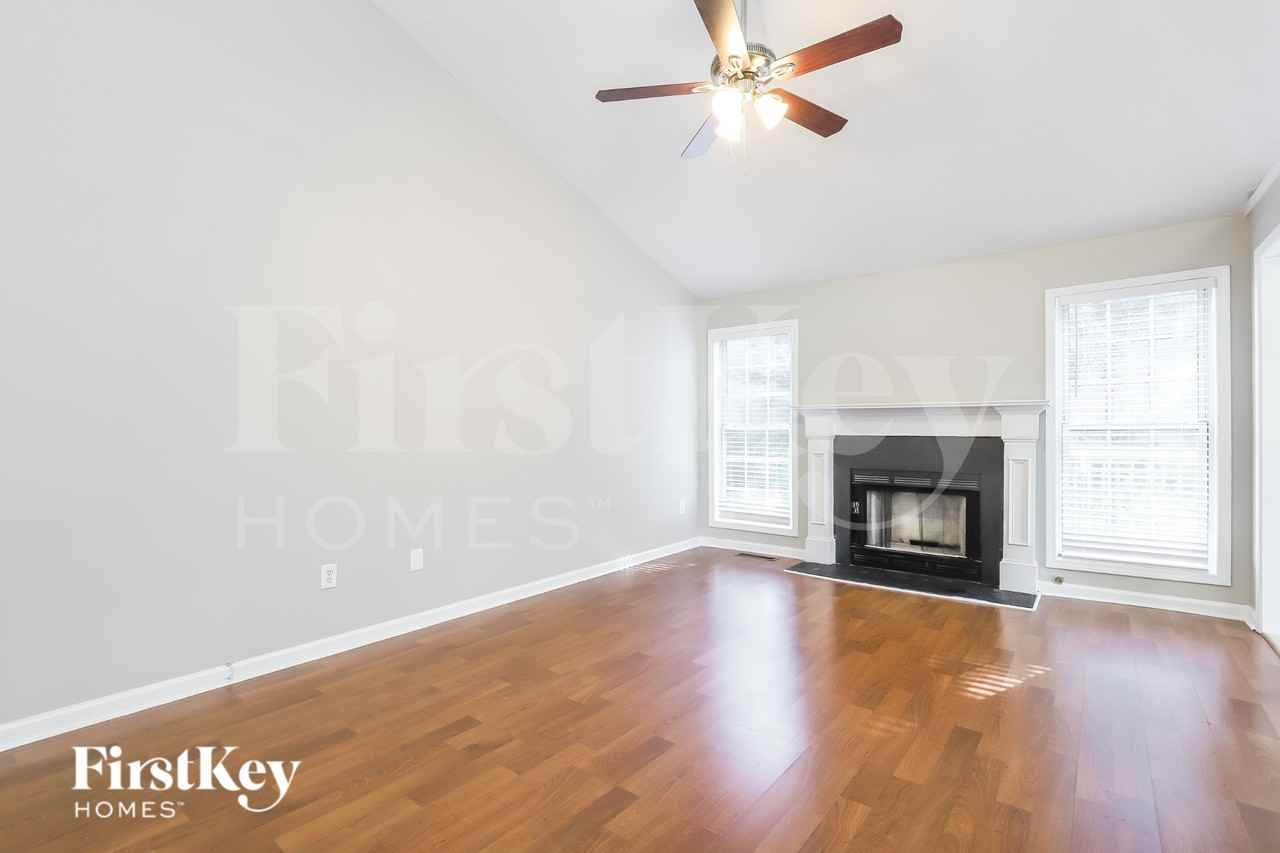 3640 Palisade Park Dr - Photo 3 of 15