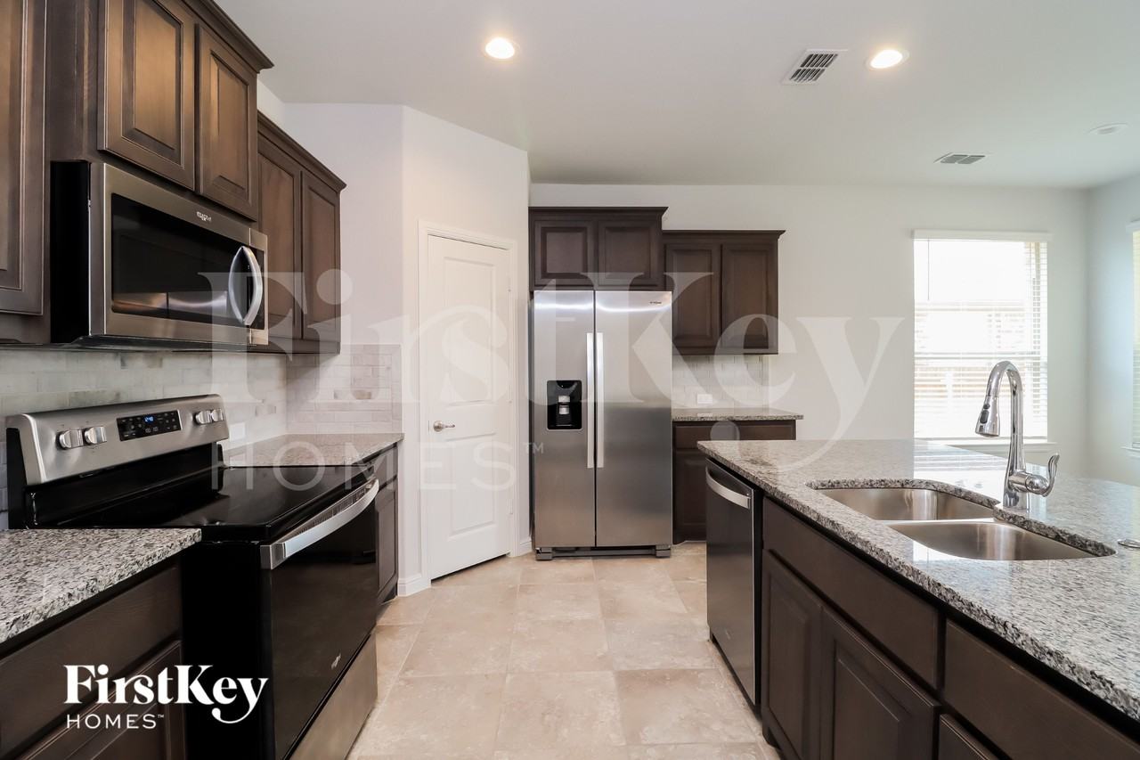 131 Wagon Mound - Photo 4 of 15