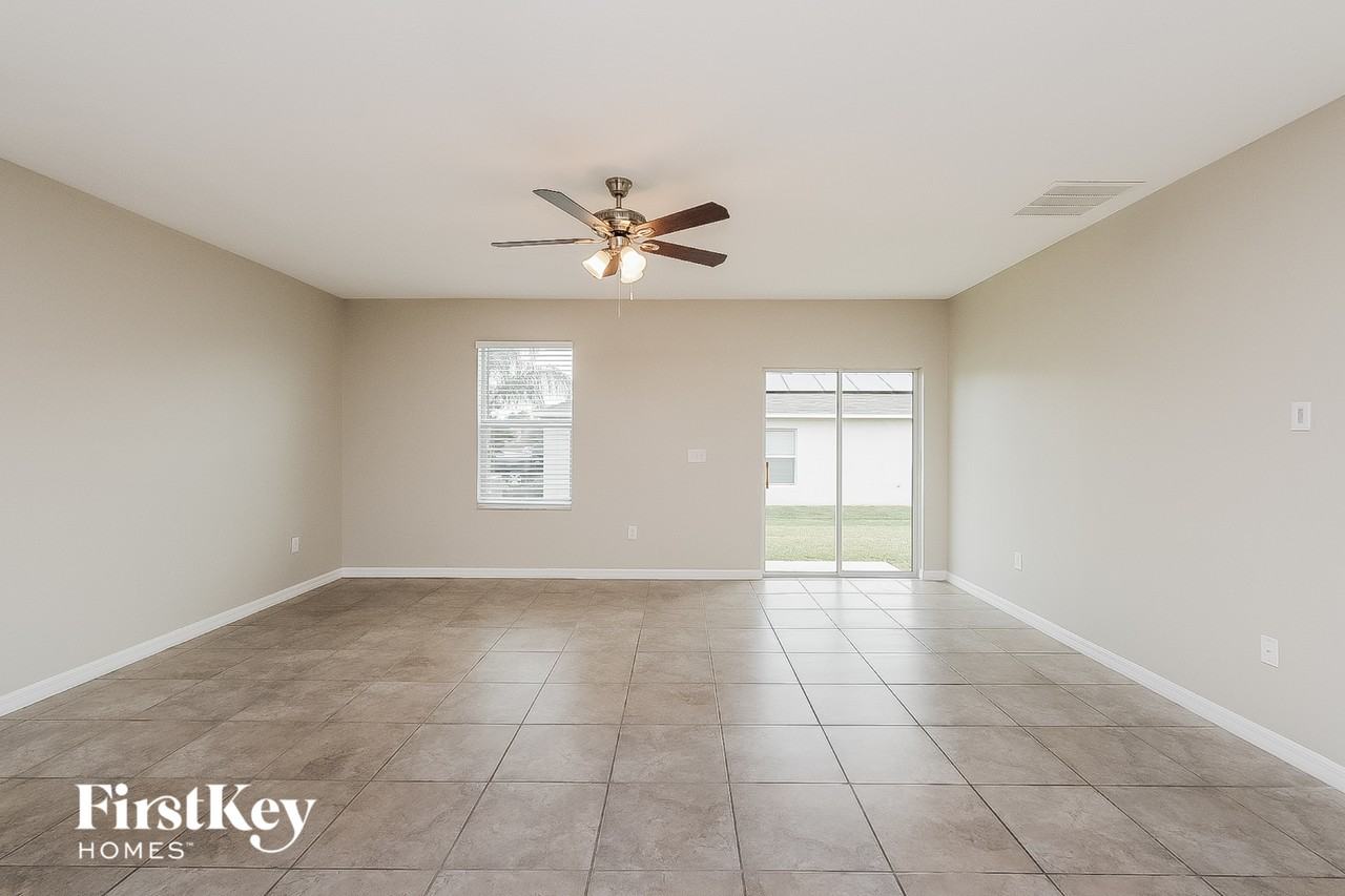 10111 Crested Fringe Dr - Photo 2 of 15