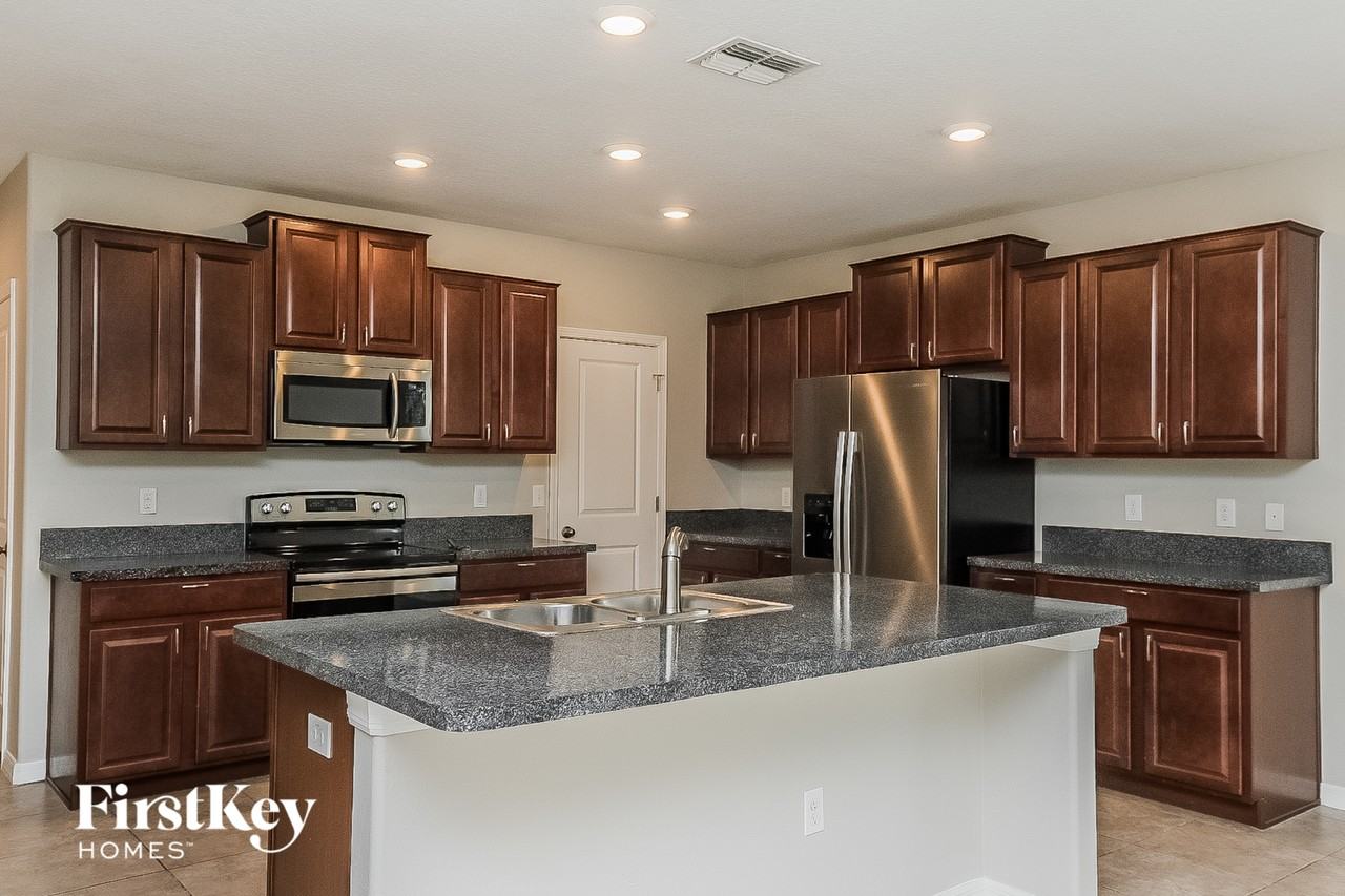 10111 Crested Fringe Dr - Photo 5 of 15