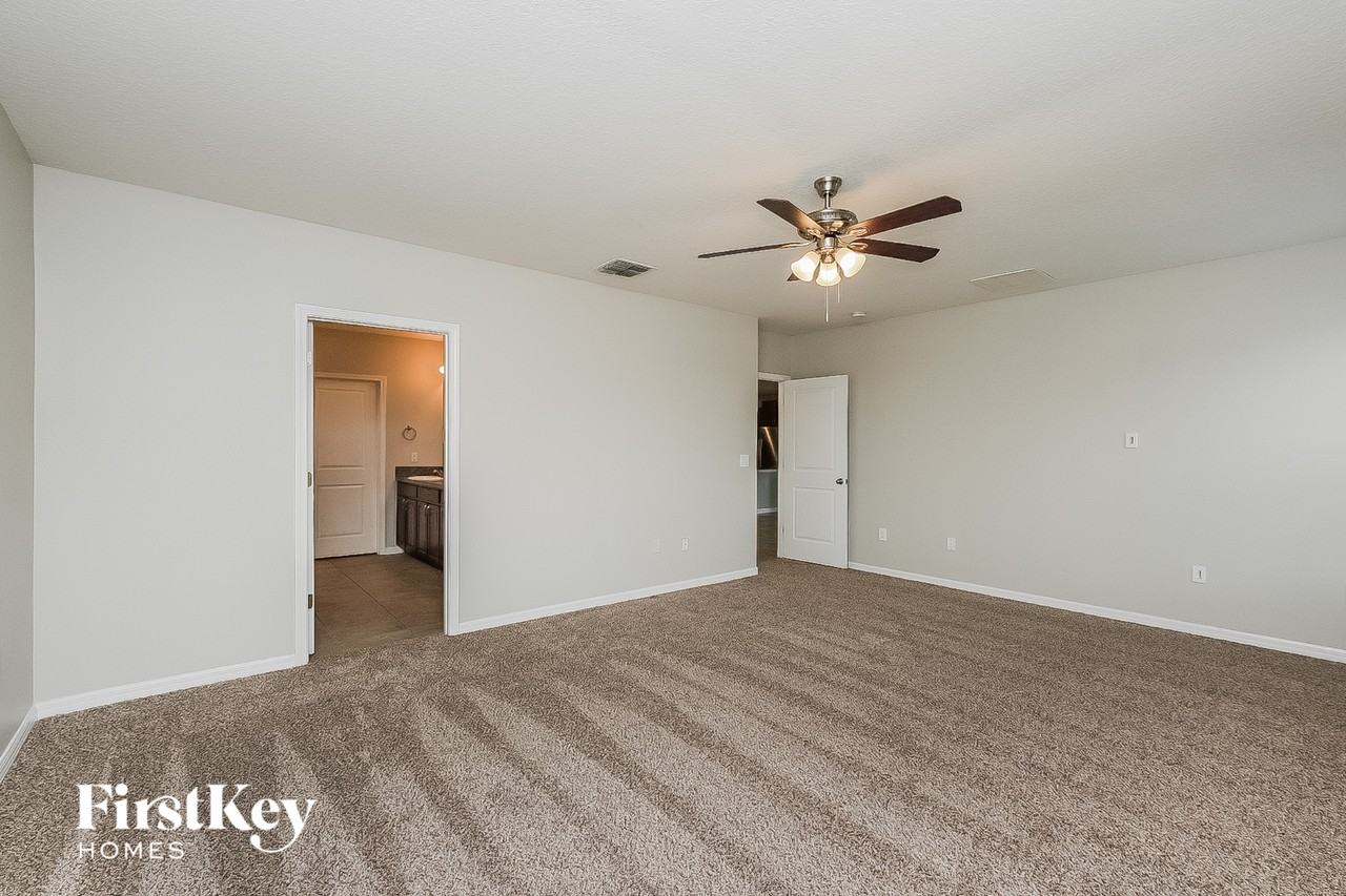 10111 Crested Fringe Dr - Photo 7 of 15