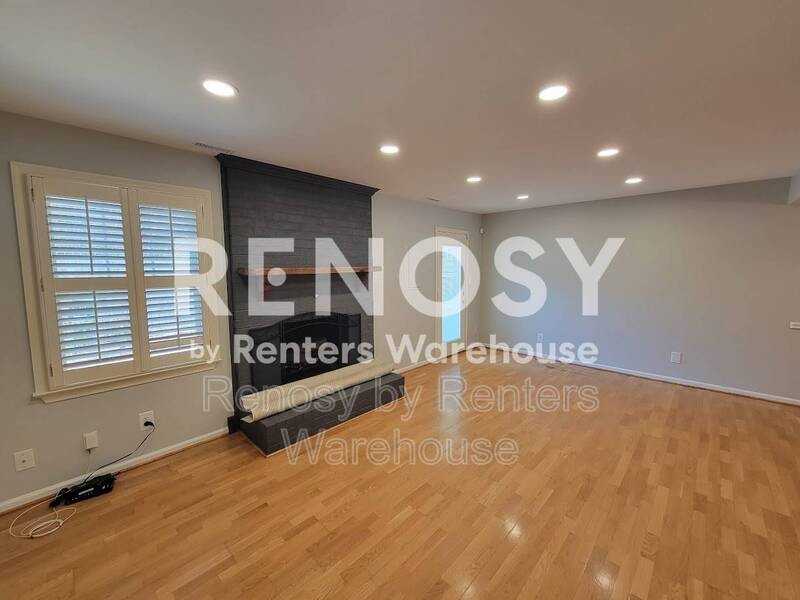 914 Wildwood Square Ct - Photo 7 of 33