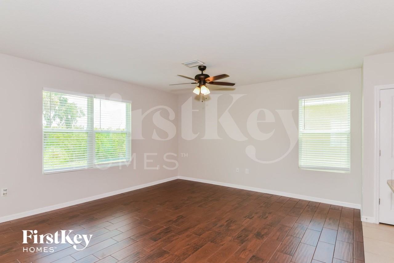 5227 San Palermo Dr - Photo 2 of 15