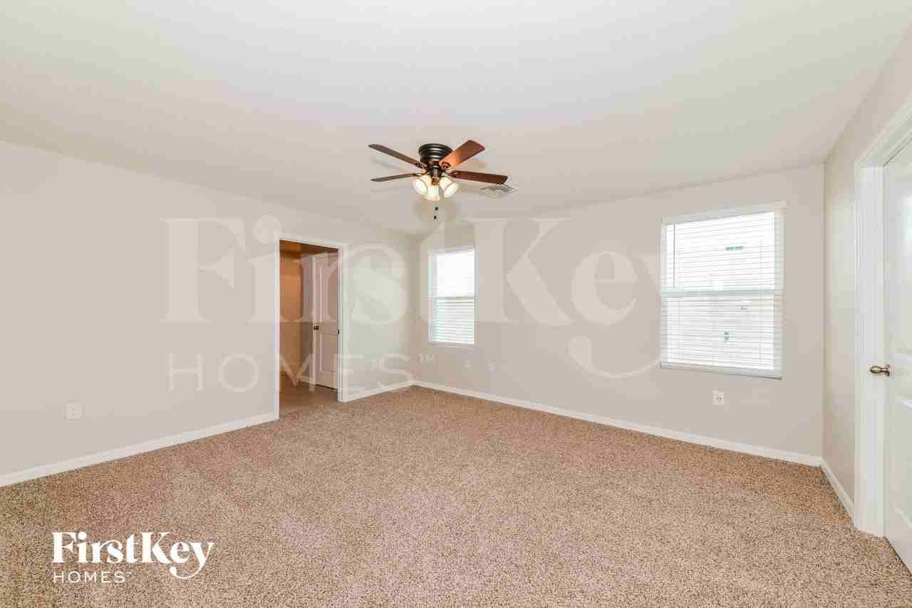 5227 San Palermo Dr - Photo 7 of 15
