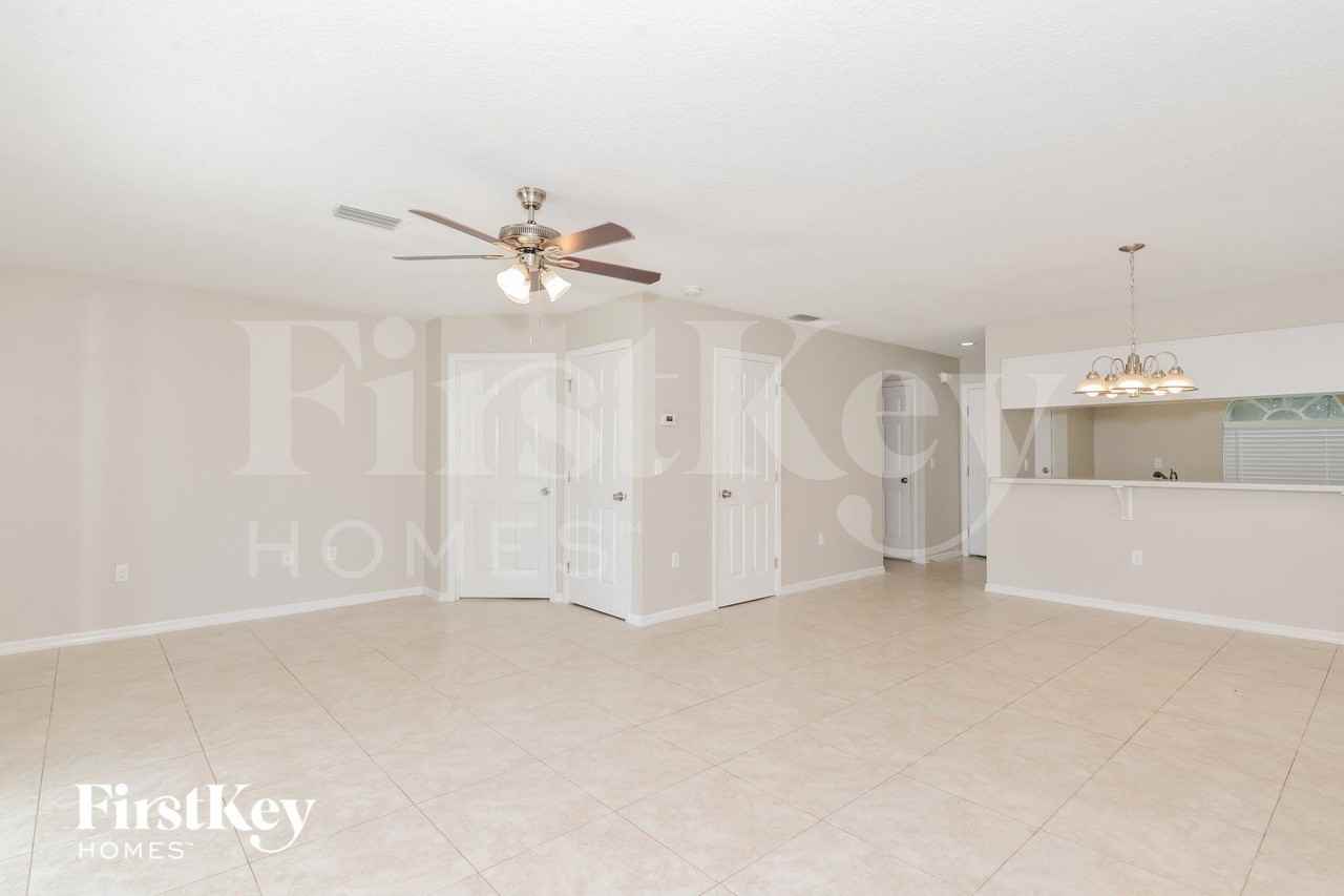5265 Birch Ave - Photo 2 of 15