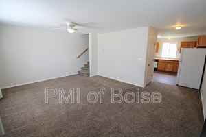 featured image of 1031 E Iowa Ave #4