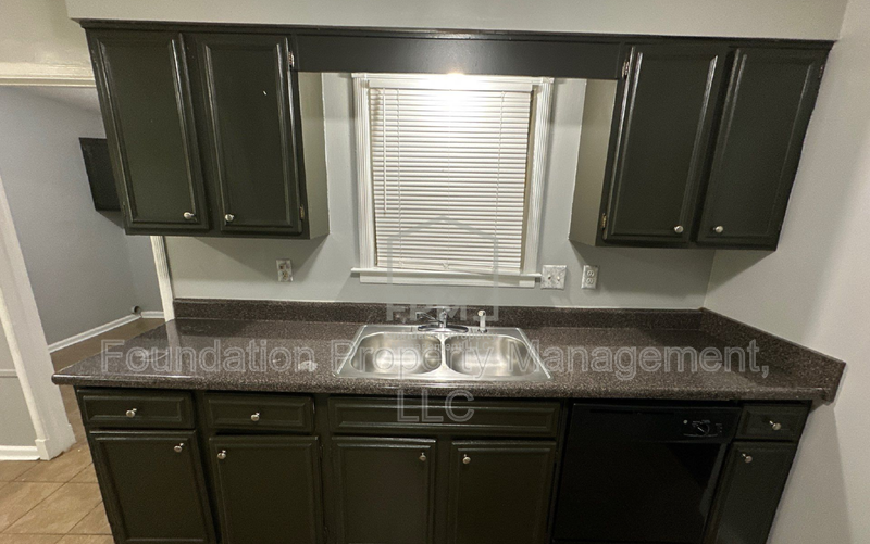 4364 Ann Arbor Ln - Photo 4 of 15