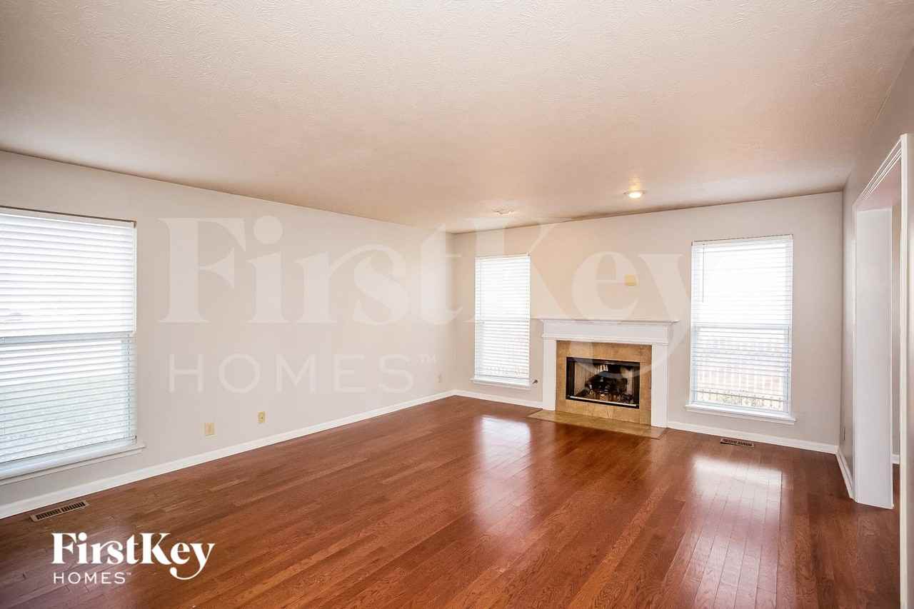 5292 Breakers Way - Photo 5 of 15