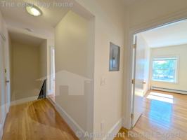 featured image of 2 Central St #1