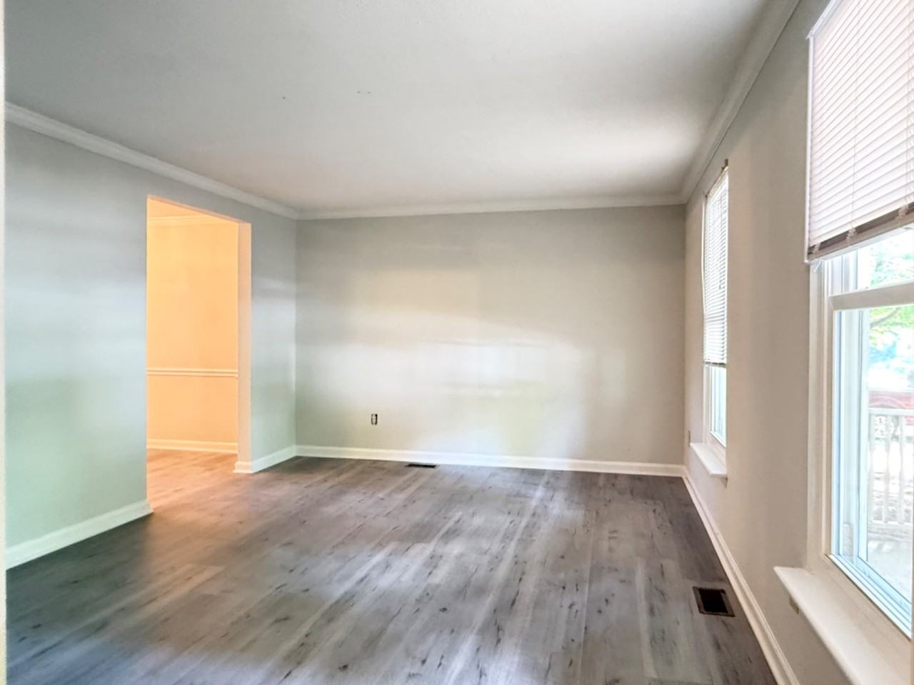 107 Hilary Pl - Photo 5 of 24