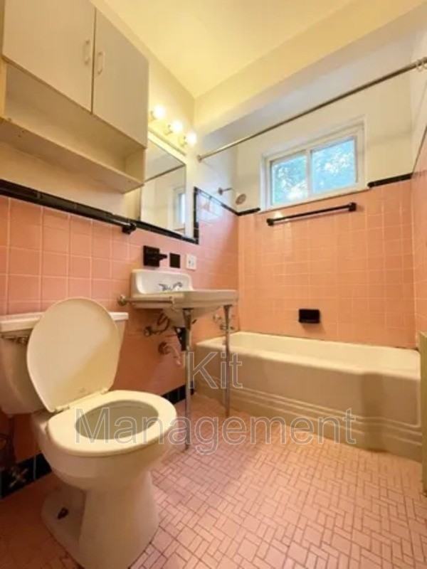 3337 Douglas Rd - Photo 6 of 7