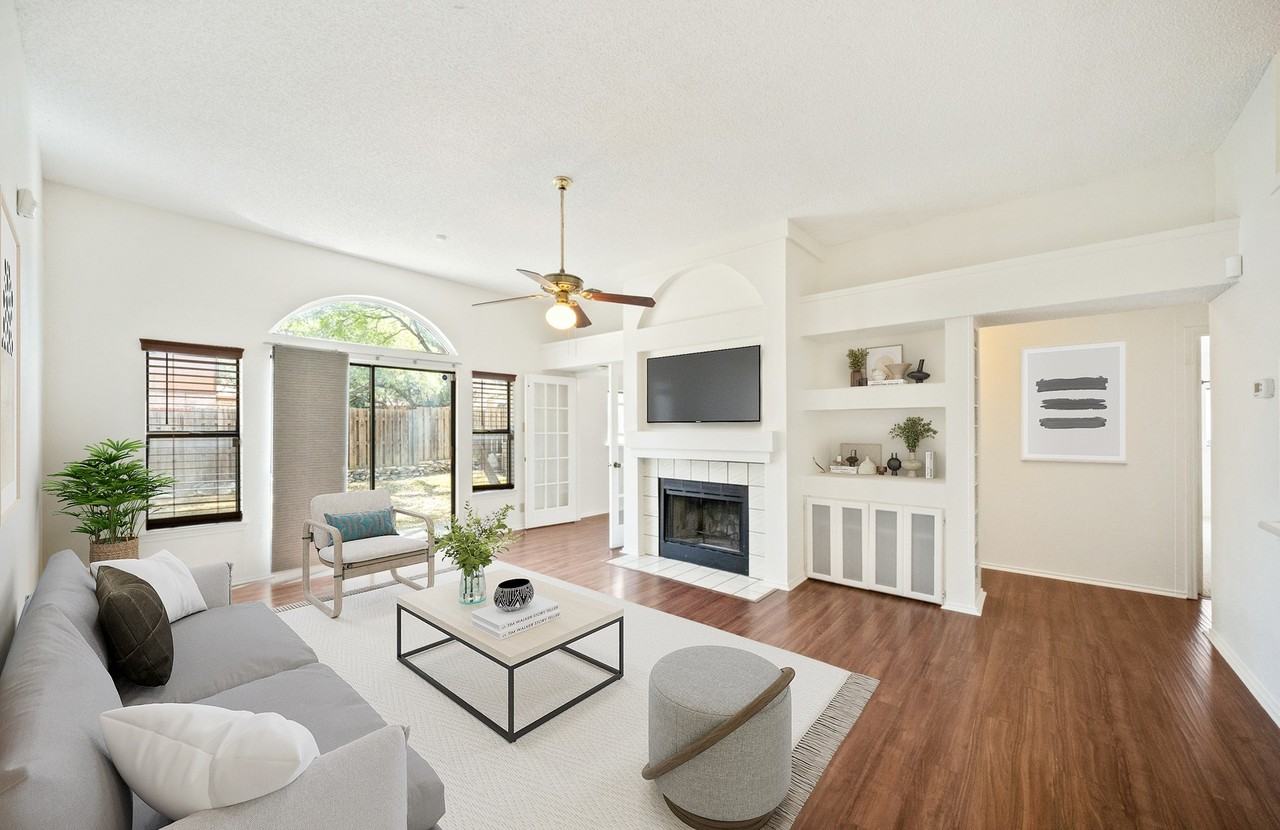7402 Corian Park Dr - Photo 5 of 38