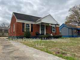 featured image of 2811 Larose Ave