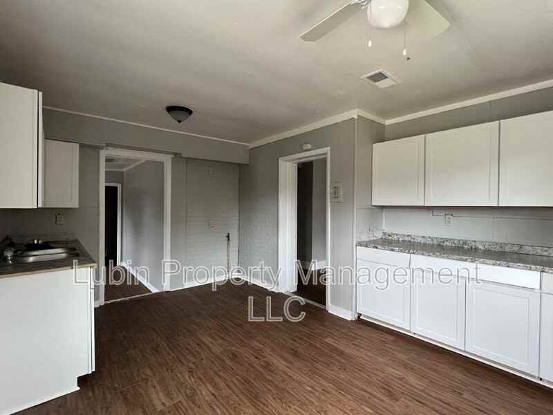 2811 Larose Ave - Photo 5 of 7