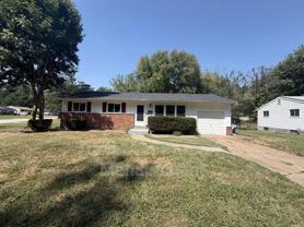 675 Lilac Dr - Photo 1 of 1