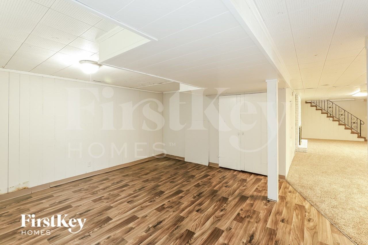6311 N Lenox Ave - Photo 7 of 16
