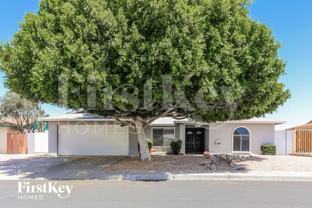5240 W Desert Cove Ave - Photo 1 of 1