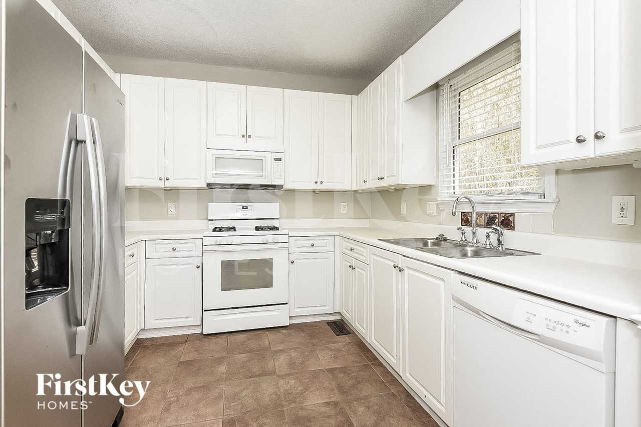 4552 Spotted Pony Dr Nw - Photo 5 of 15