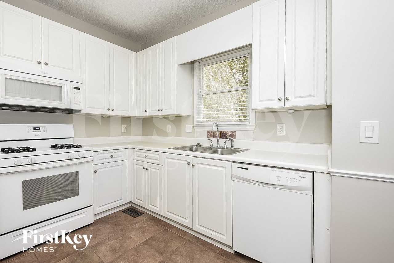 4552 Spotted Pony Dr Nw - Photo 6 of 15