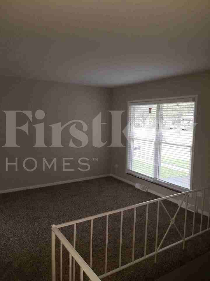 422 E Tulip Dr - Photo 3 of 19