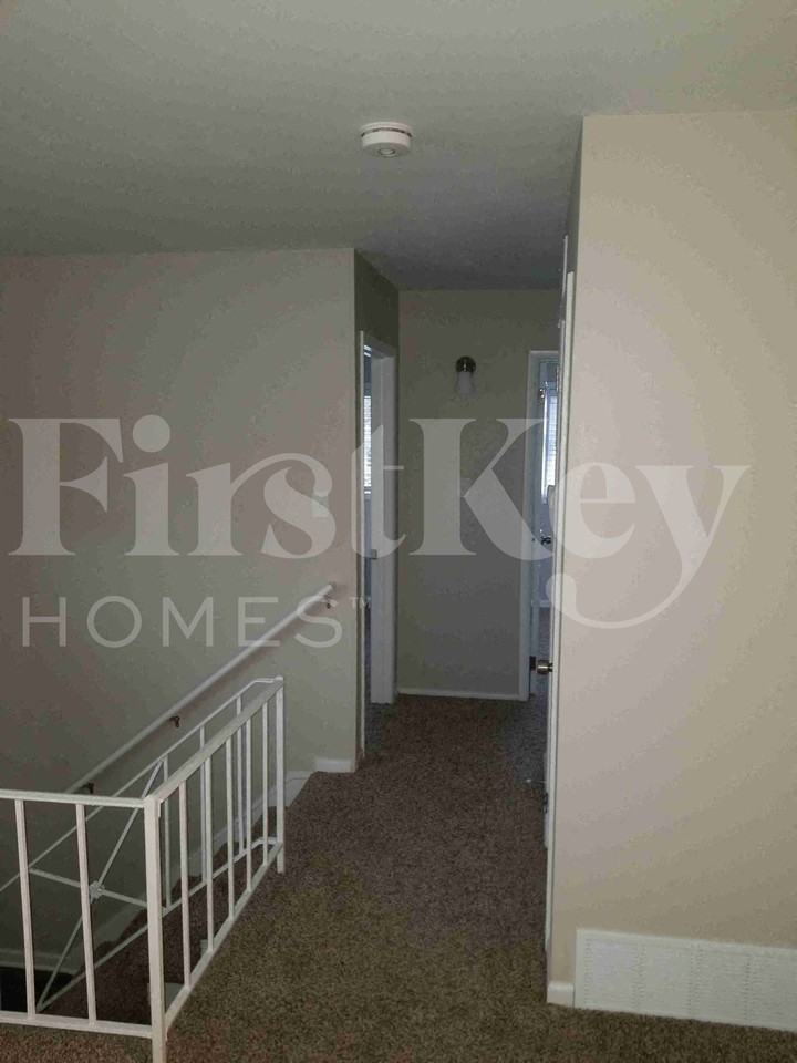 422 E Tulip Dr - Photo 6 of 19