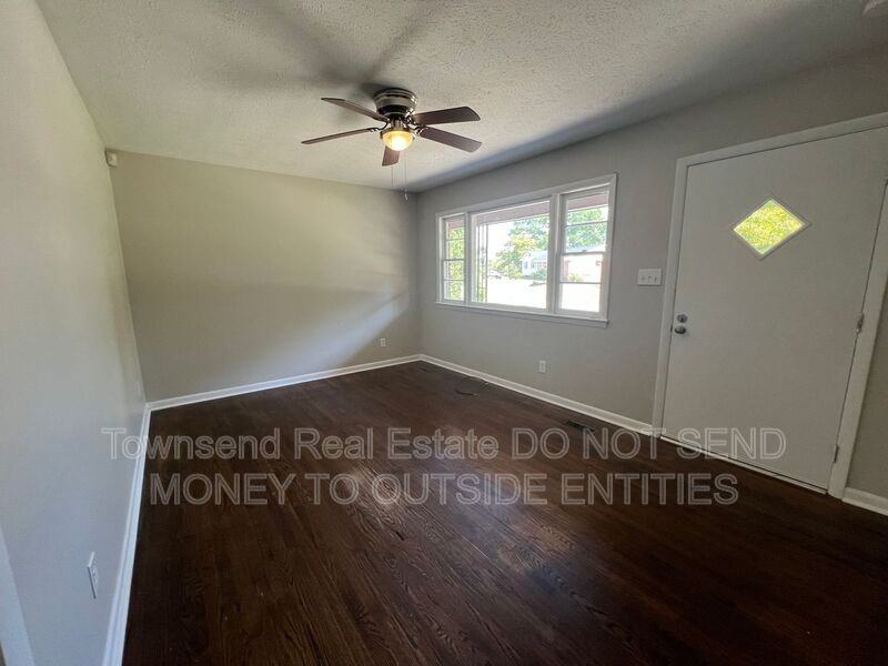 2604 Brentford Dr - Photo 2 of 19