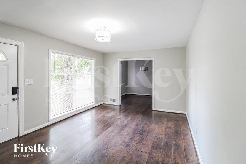 3758 Aldea Dr - Photo 2 of 16