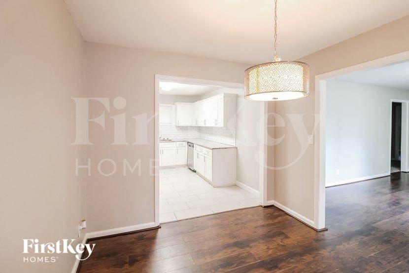 3758 Aldea Dr - Photo 3 of 16
