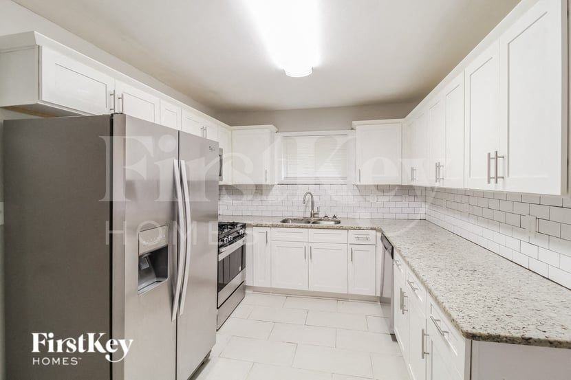 3758 Aldea Dr - Photo 4 of 16