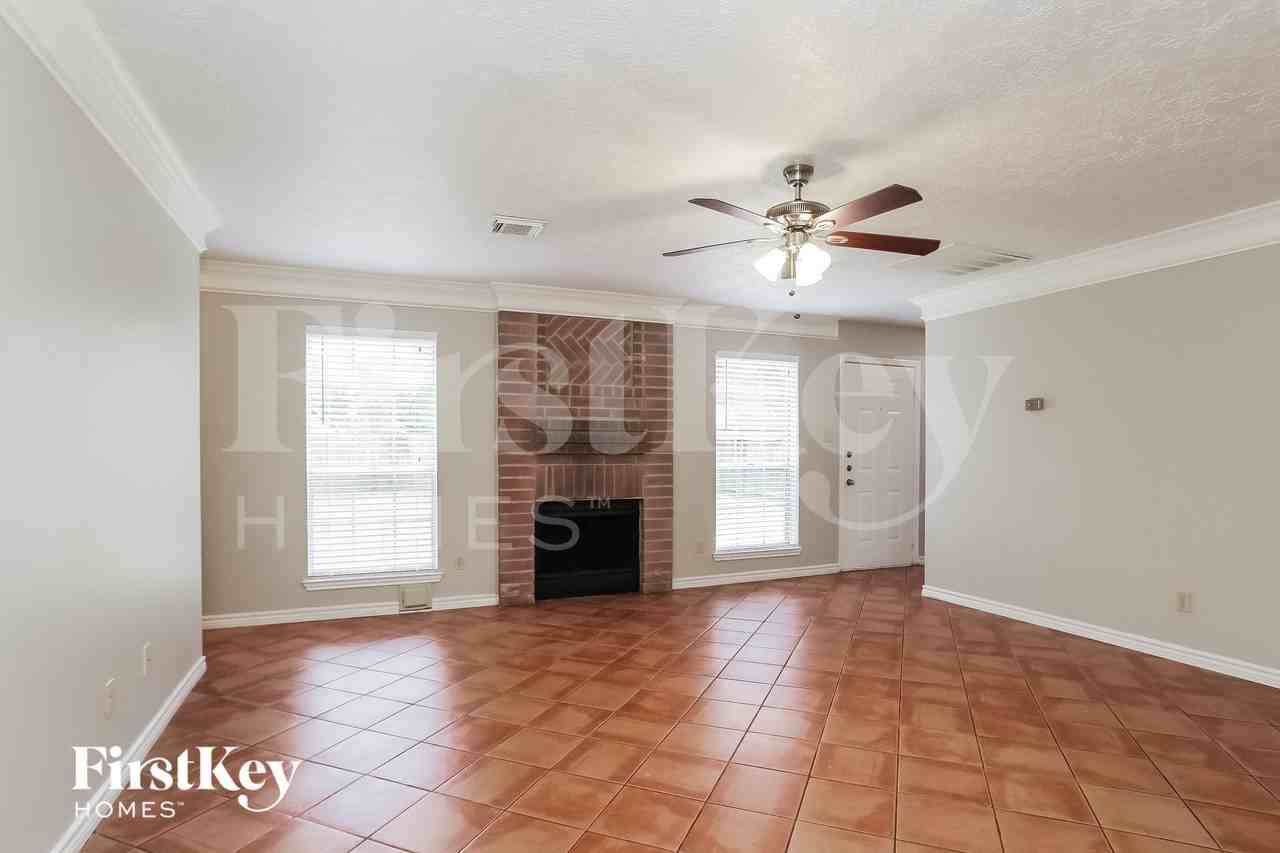 3606 Beckett Ridge Dr - Photo 3 of 15