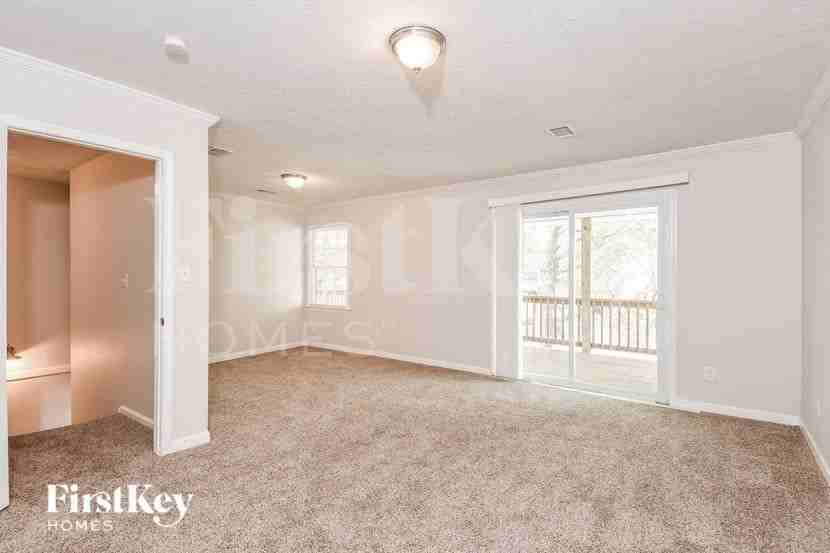 2238 Carmen Ct - Photo 3 of 16