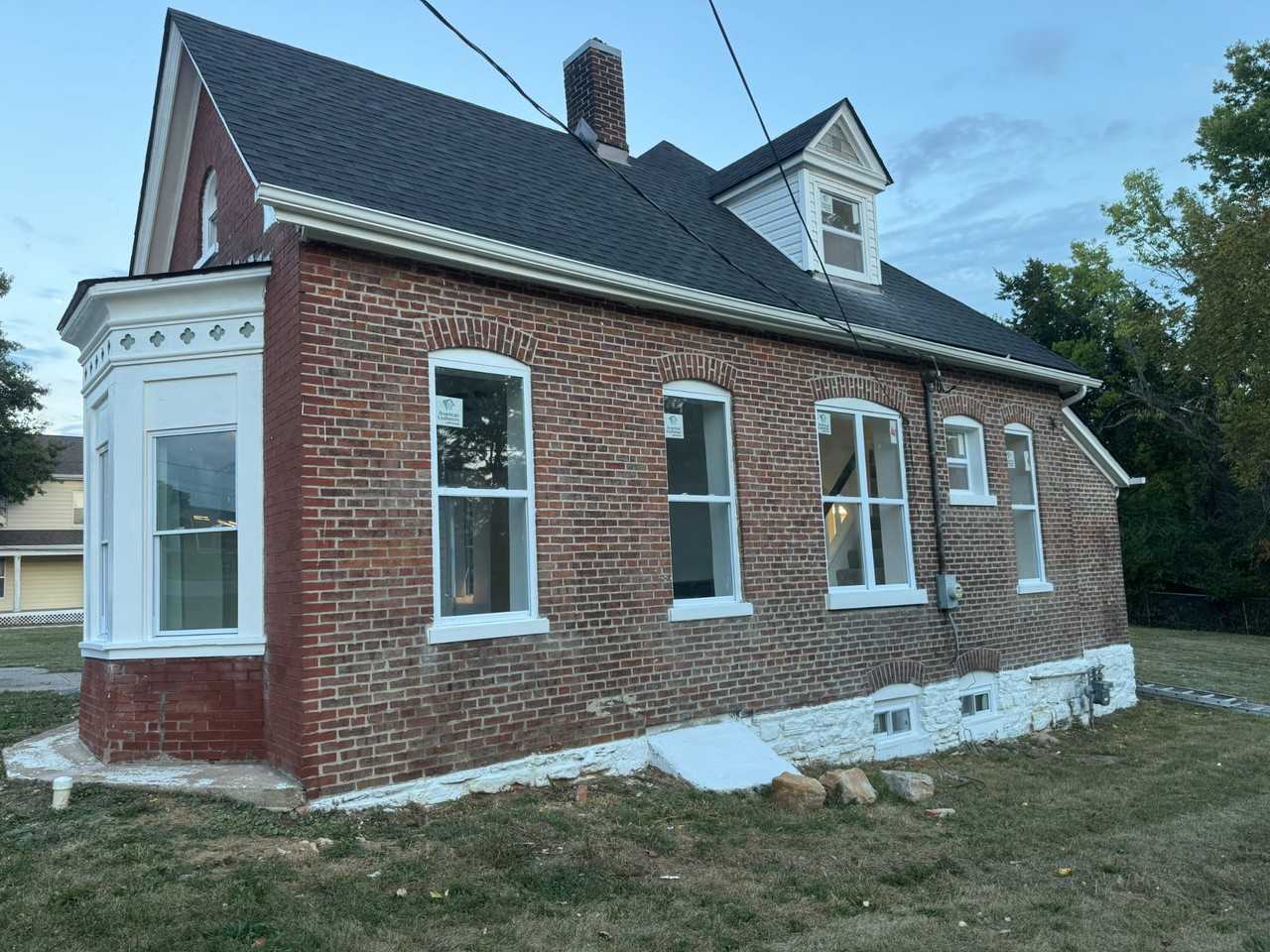 216 E Walton St #NA - Photo 4 of 21