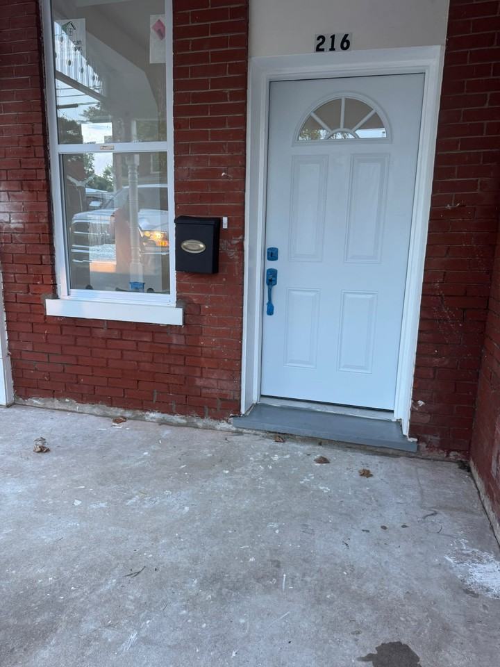 216 E Walton St #NA - Photo 7 of 21