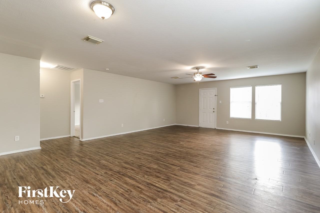 16814 Perryton Ln - Photo 7 of 16